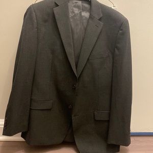 Men’s Grey Suit including White Dress shirt. @jamesguo1112